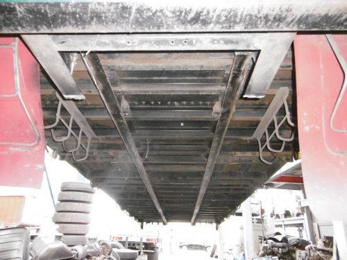 ボディ フラット平ボディ クオン