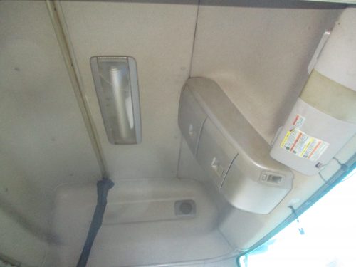 キャビンAssy クオン ハイルーフ GK4XAD