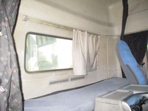 キャビンAssy クオン ハイルーフ GK4XAD