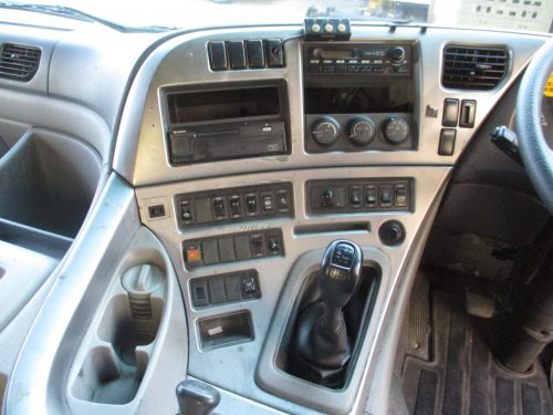 キャビンAssy クオン ハイルーフ GK4XAD