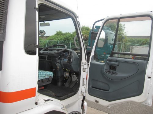 中型4トン スクラップ運搬 平ボディ 車検付