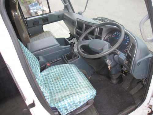 中型4トン スクラップ運搬 平ボディ 車検付