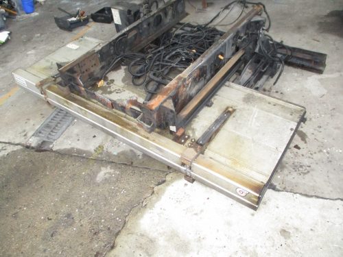 格納パワーゲート 新明和 ワイド ファイター