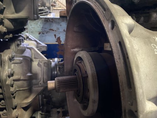 セミオートマチックミッションAssy クオン エスコット AT