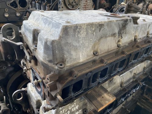 シリンダーヘッド GE13 クオン