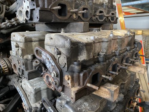 シリンダーヘッド RH8 KC- KL-