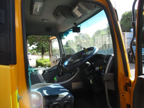 キャビン クオン PKG-CD4ZA エスコット