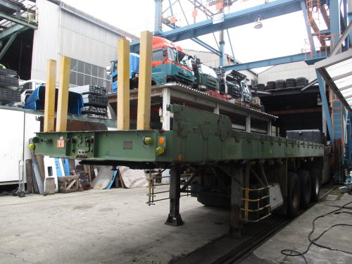 予備検切れシングル引き3軸セミトレーラ