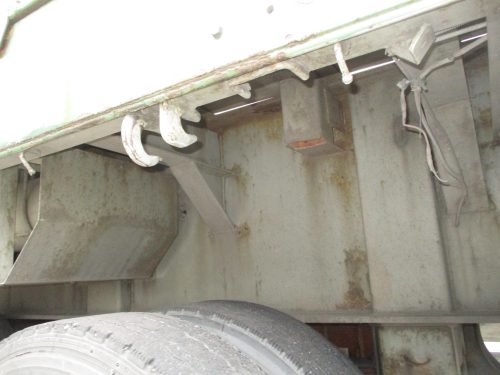 予備検切れシングル引き3軸セミトレーラ