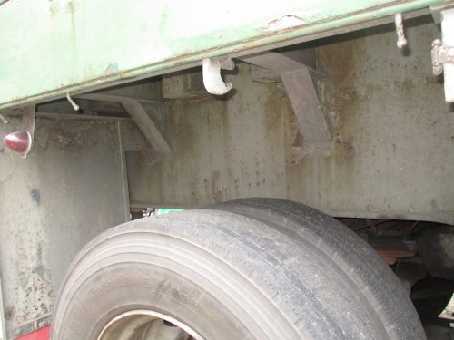 予備検切れシングル引き3軸セミトレーラ