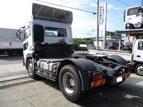 11.5トントラクタ