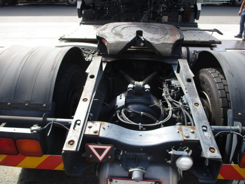 11.5トントラクタ