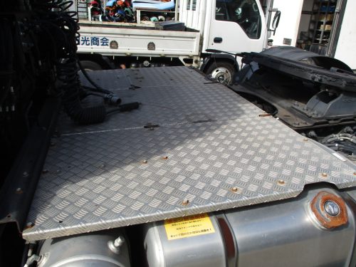 11.5トントラクタ