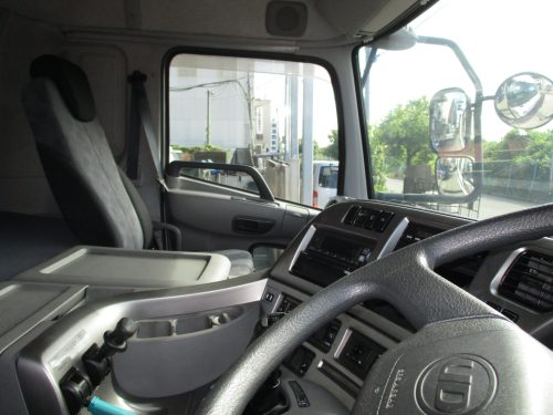 11.5トントラクタ