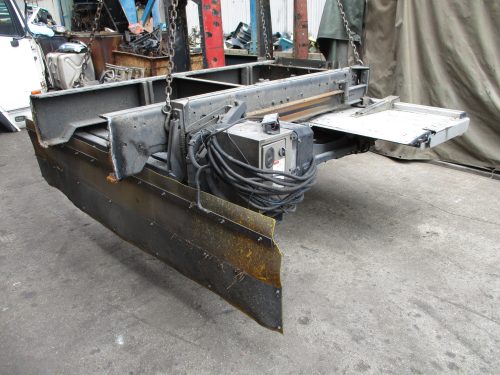 格納パワーゲート 新明和 クオン 低床