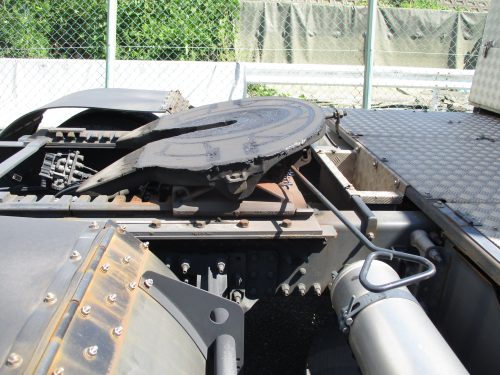 2PG ハイルーフトラクタ