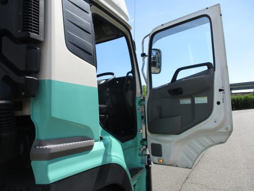 2PG ハイルーフトラクタ