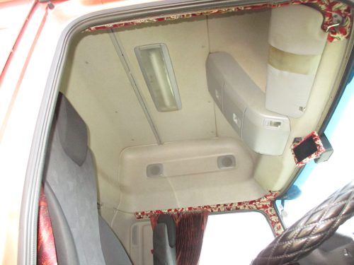 ハイルーフ4軸低床アルミウイング