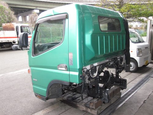 キャビン キャンター TKG-FEB50 ワイド 部品取り