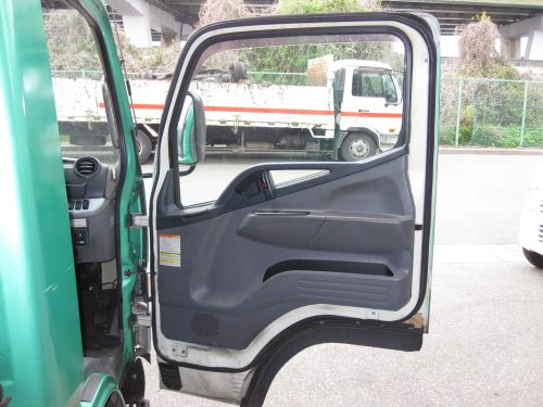 キャビン キャンター TKG-FEB50 ワイド 部品取り
