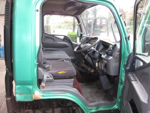 キャビン キャンター TKG-FEB50 ワイド 部品取り