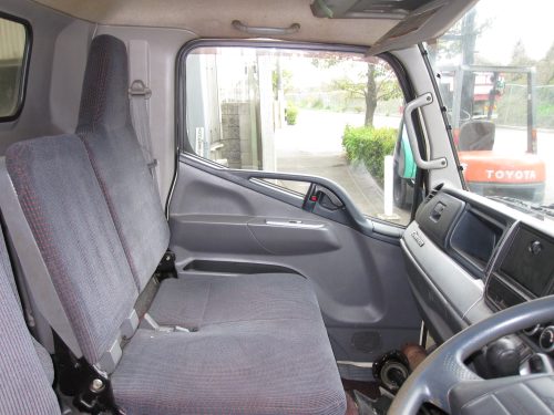 キャビン キャンター TKG-FEB50 ワイド 部品取り