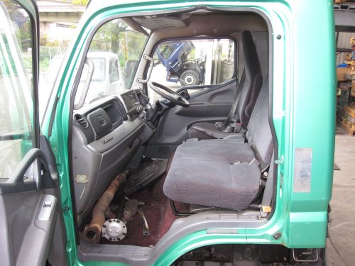 キャビン キャンター TKG-FEB50 ワイド 部品取り