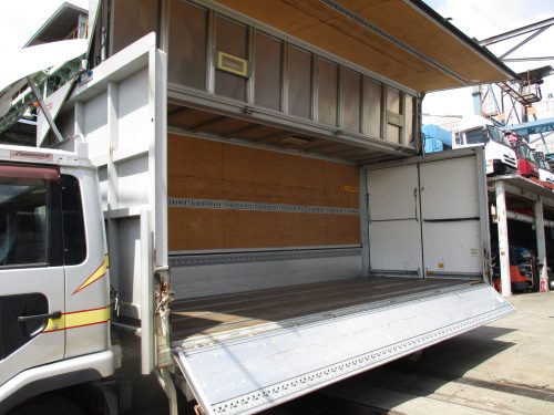 アルミウィング 日本フルハーフ 中型ワイド  コンドル MK36Cより