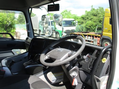 キャビン クオン 2PG-GK5AAD ハイルーフ エスコット