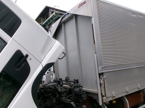 4トンワイド 6200アルミウイングボディ