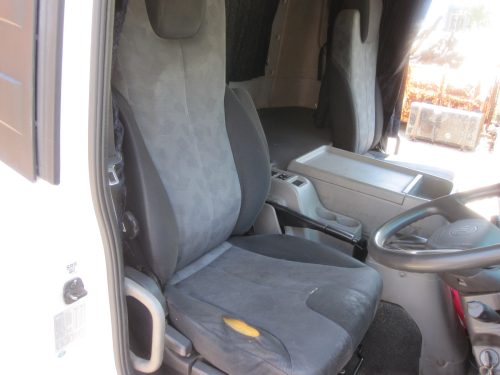 キャビン コンドル TKG-MK38L ワイド ベッド付