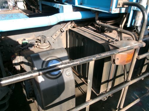 構内未登録 25トン 散水放水車