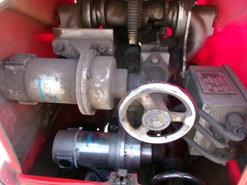 構内未登録 25トン 散水放水車