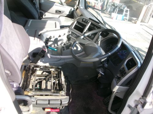 キャビン クオン QKG-GK6XA エスコット JNC