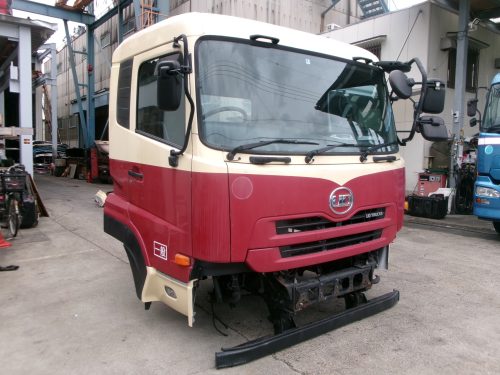 キャビン クオン QKG-CV5XA マニュアル 3ペダル