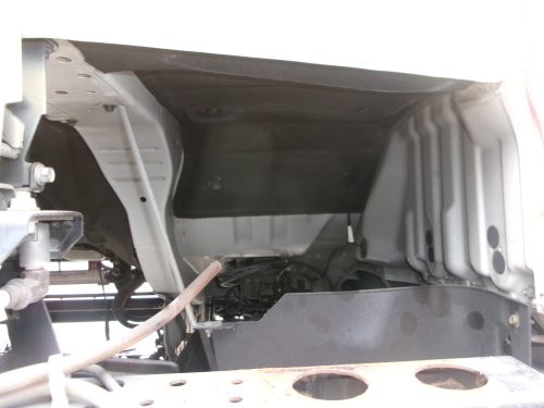 キャビン クオン QKG-CV5XA マニュアル 3ペダル