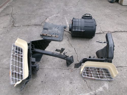 キャビン クオン QKG-CV5XA マニュアル 3ペダル