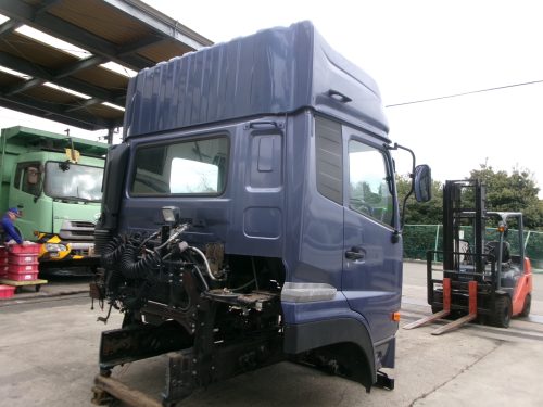 キャビン クオン LKG-GK5XA エスコット ハイルーフ