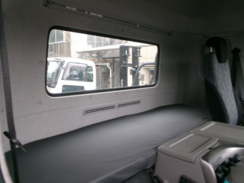 キャビン クオン LKG-GK5XA エスコット ハイルーフ