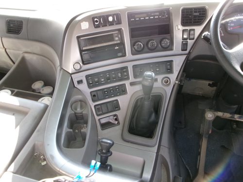 キャビン クオン LKG-CW5XL ロールーフ マニュアル