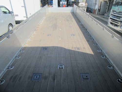 4軸低床アコーディオン幌平