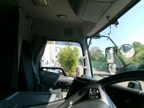 キャビン クオン 2PG-GK5AAD ロールーフ エスコット 現車