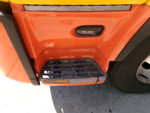 キャビン クオン 2PG-GK5AAD ロールーフ エスコット 現車