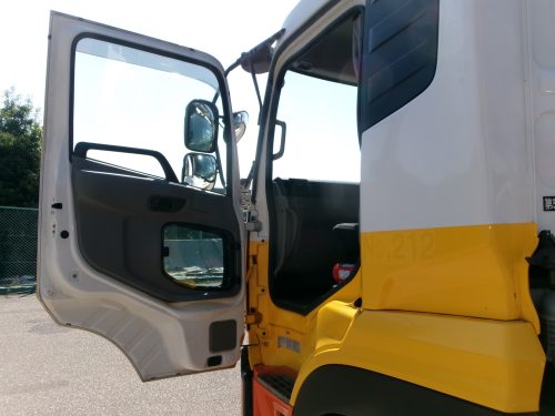 キャビン クオン 2PG-GK5AAD ロールーフ エスコット 現車