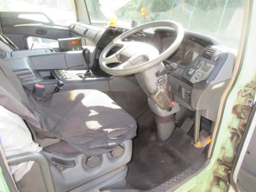 構内未登録25トン清掃車