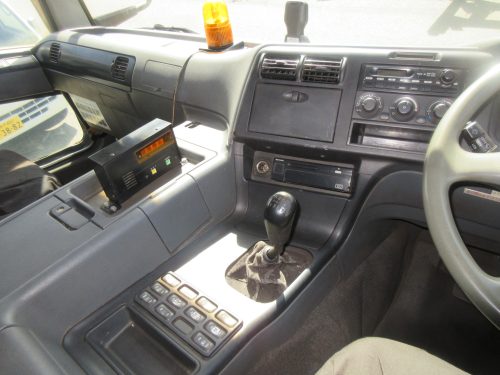 構内未登録25トン清掃車