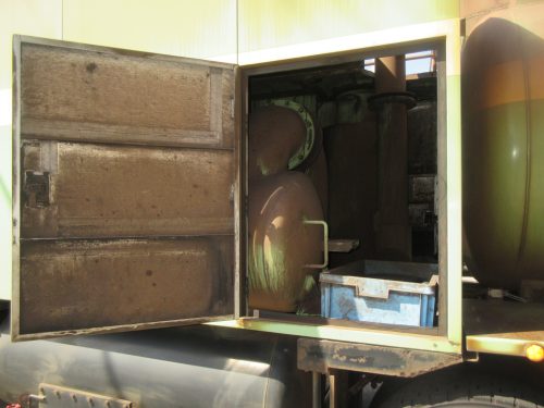 構内未登録25トン清掃車