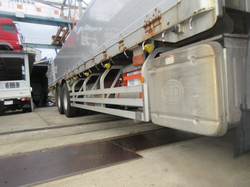 25トン高床3軸用 アルミ平ボディ(元CD5ZA)