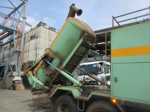 構内未登録 25トン 清掃車