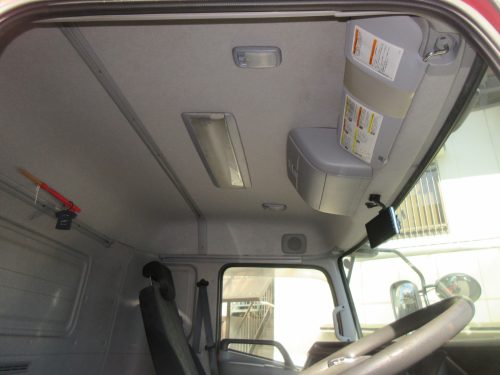 キャビン クオン 2PG-CD5BA ロールーフ エスコット